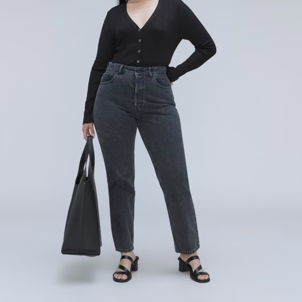 Everlane 90s Cheeky Curvy Straight